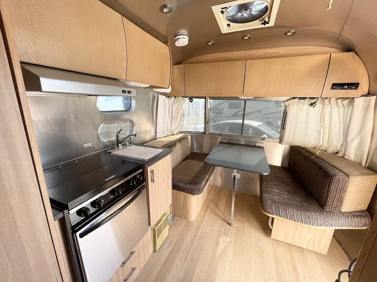 Stress Free Rentals - Stress Free RVs
